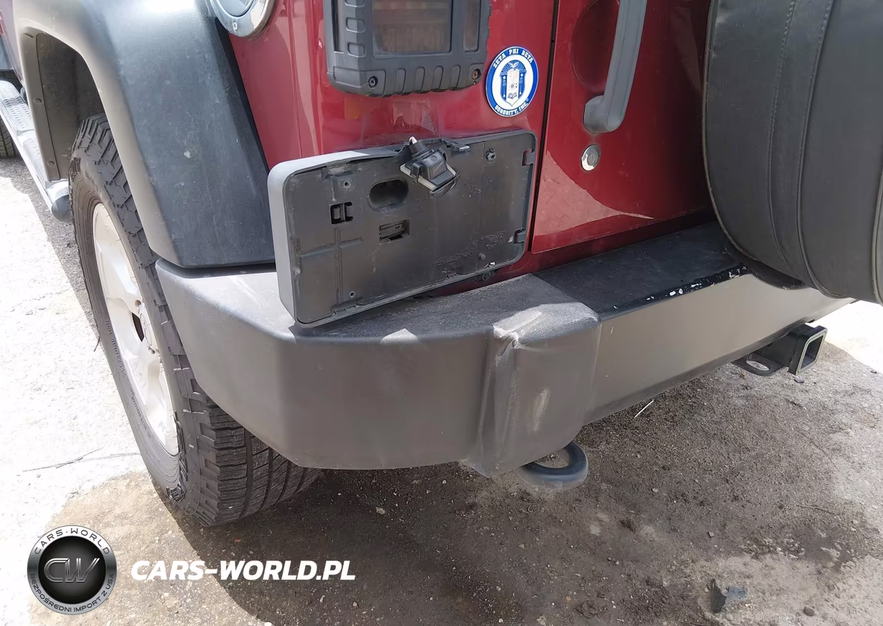 2013 Jeep Wrangler Unlimited Sahara VIN:1C4HJWEG2DL542939 - 17