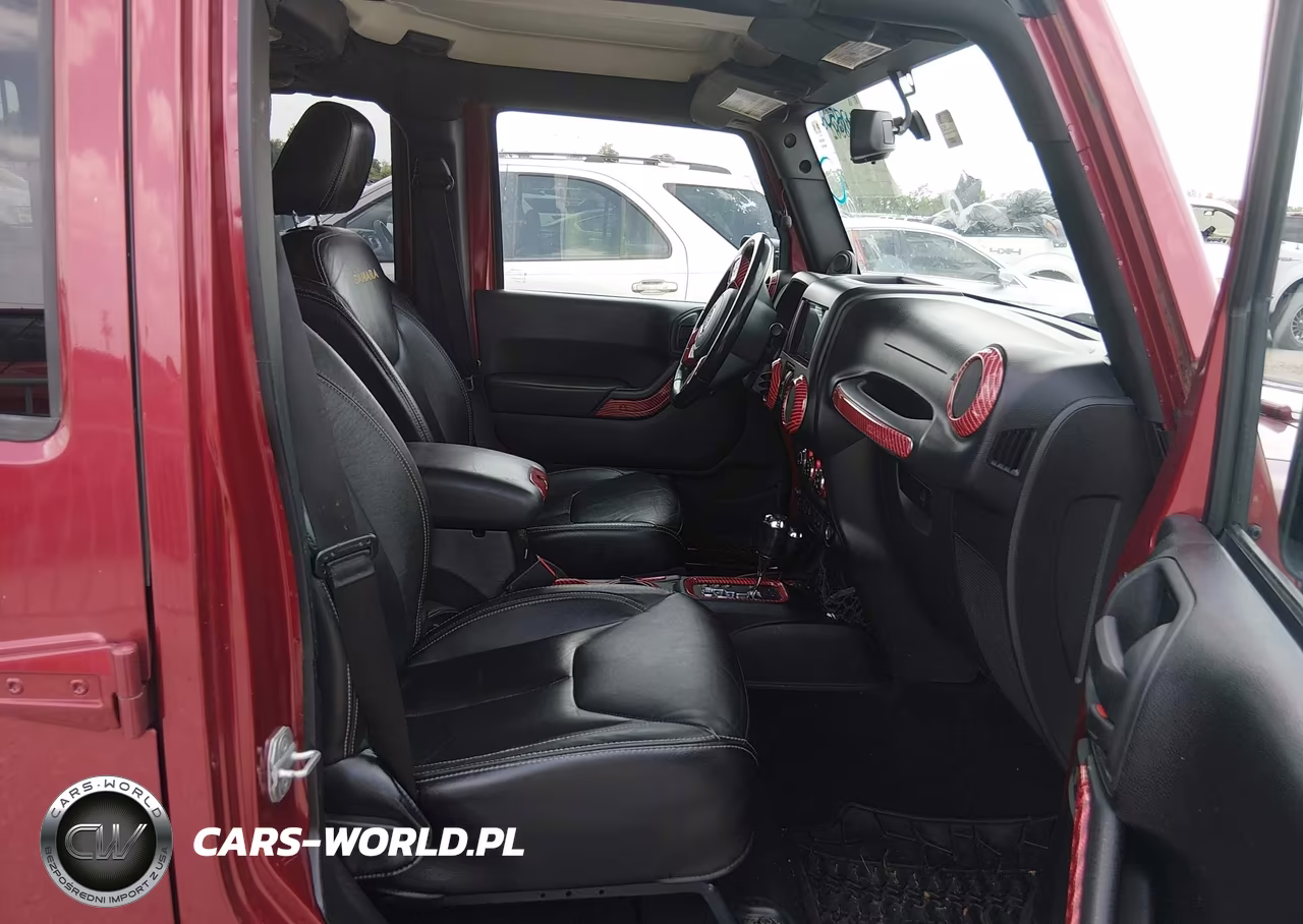 2013 Jeep Wrangler Unlimited Sahara VIN:1C4HJWEG2DL542939 - 5