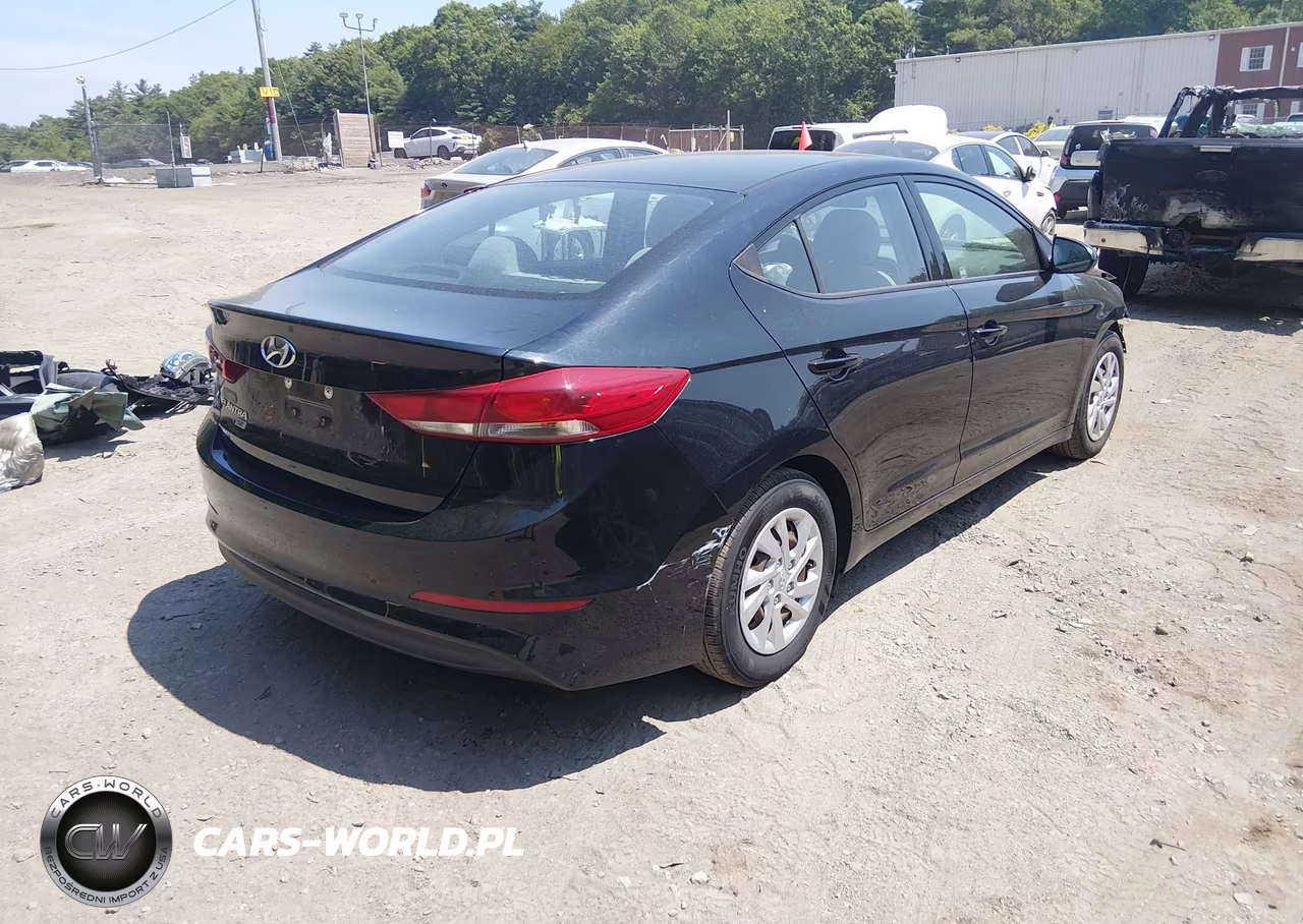 2018 Hyundai Elantra Se VIN:5NPD74LF5JH286646 - 4
