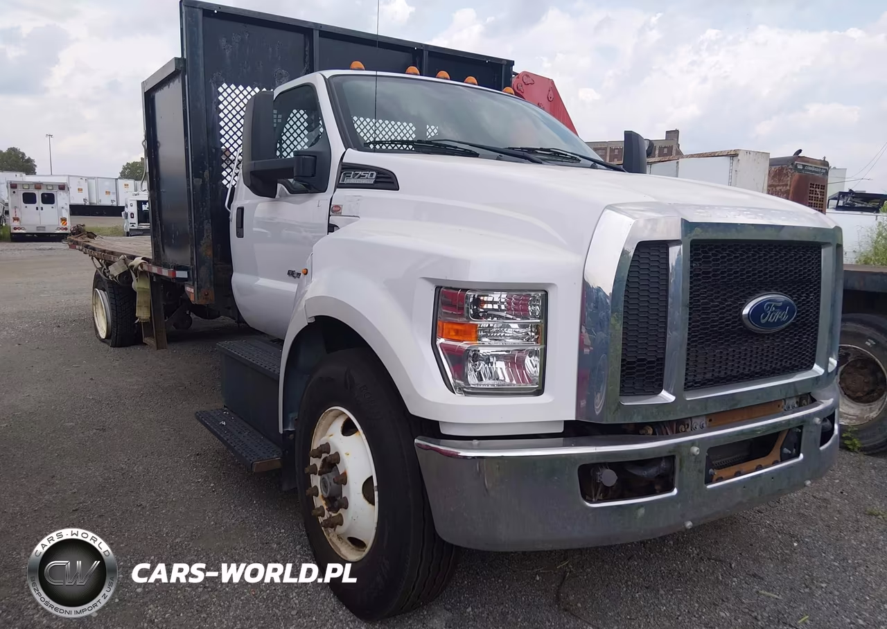 2017 Ford F-750 Diesel – zdjęcie 1 z 15