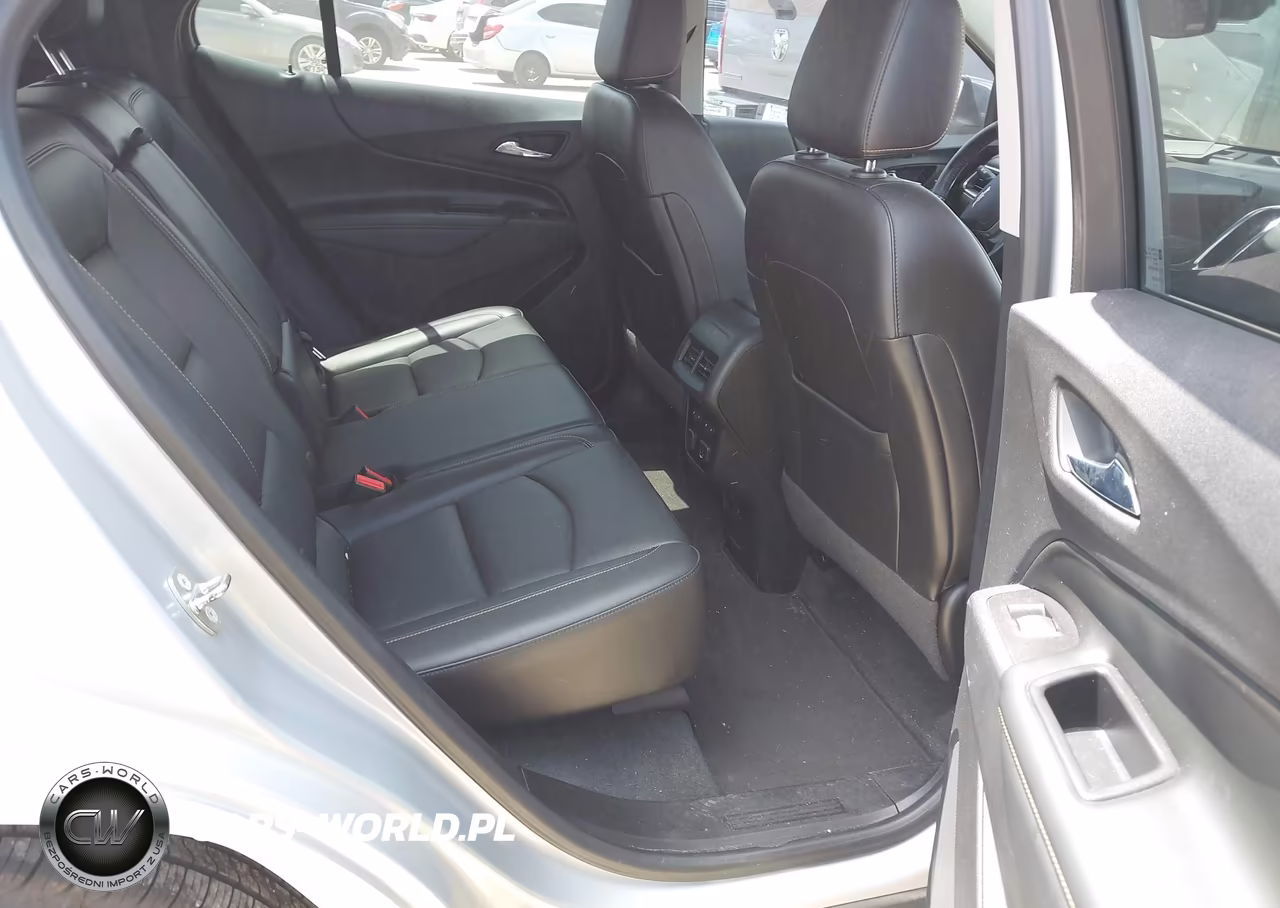 2018 Chevrolet Equinox Premier VIN:2GNAXMEVXJ6324102 - 8