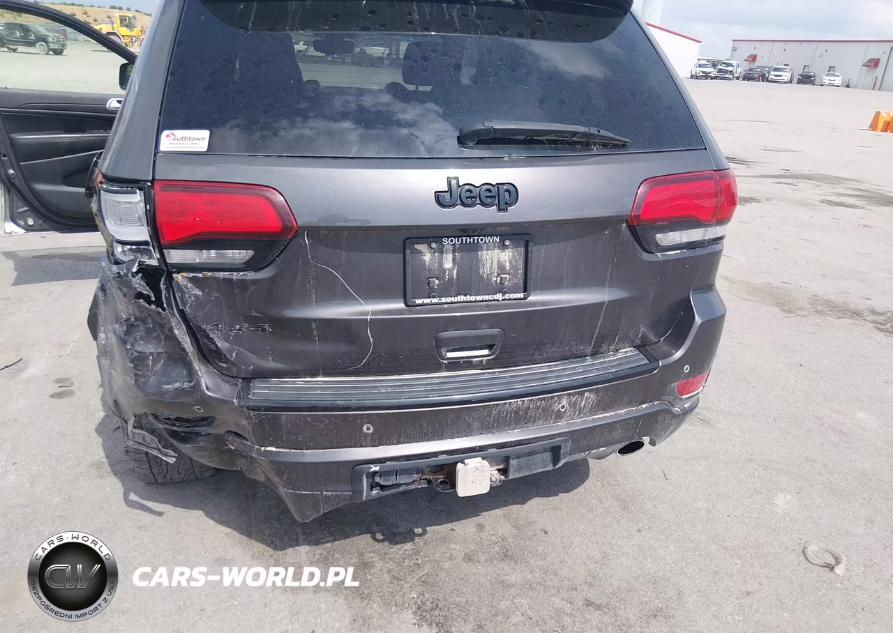 2017 Jeep Grand Cherokee Altitude 4X4 VIN:1C4RJFAG4HC759926 - 17