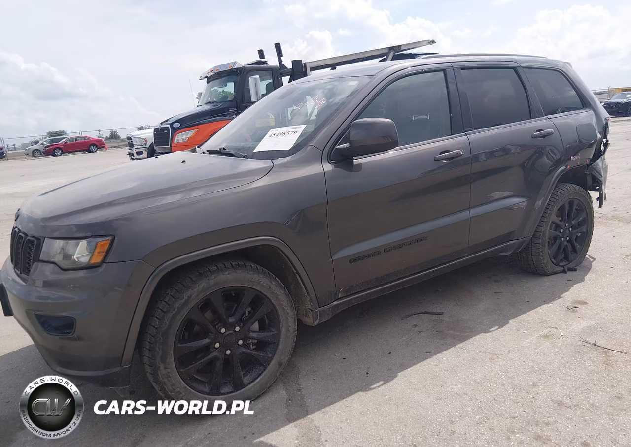 2017 Jeep Grand Cherokee Altitude 4X4 VIN:1C4RJFAG4HC759926 - 2