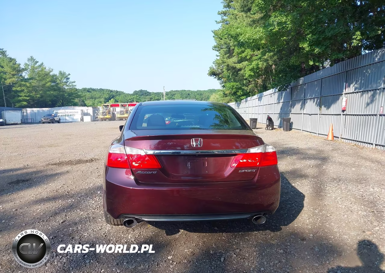 2015 Honda Accord Sport VIN:1HGCR2F53FA109915 - 16