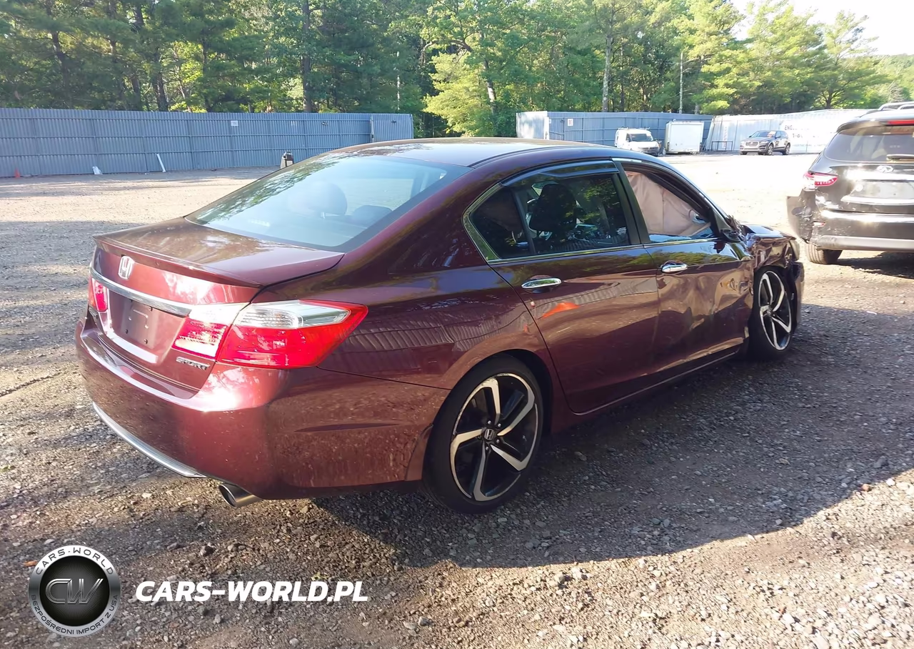 2015 Honda Accord Sport VIN:1HGCR2F53FA109915 - 4
