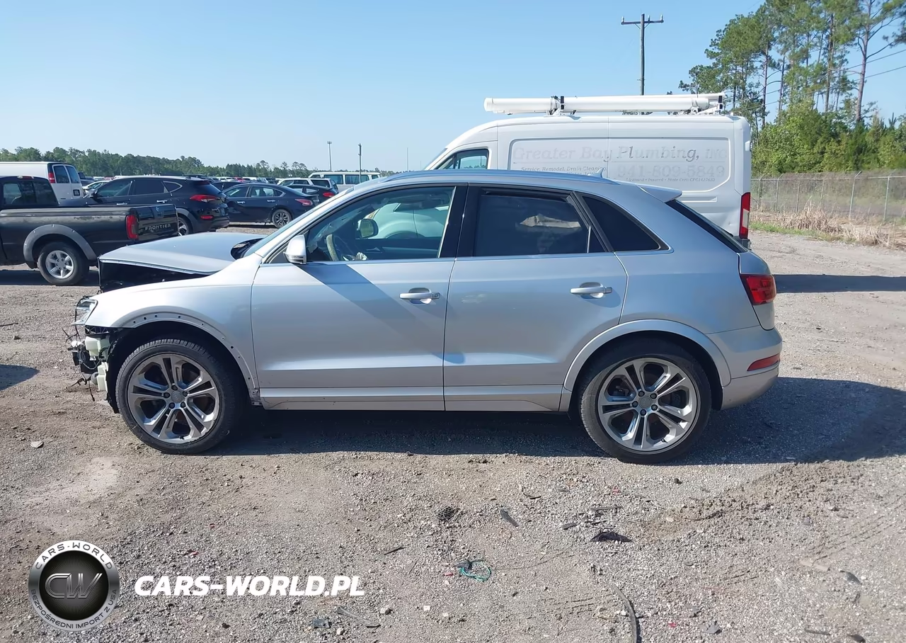 2016 Audi Q3 2.0T Premium Plus VIN:WA1BFCFS3GR017618 - 14