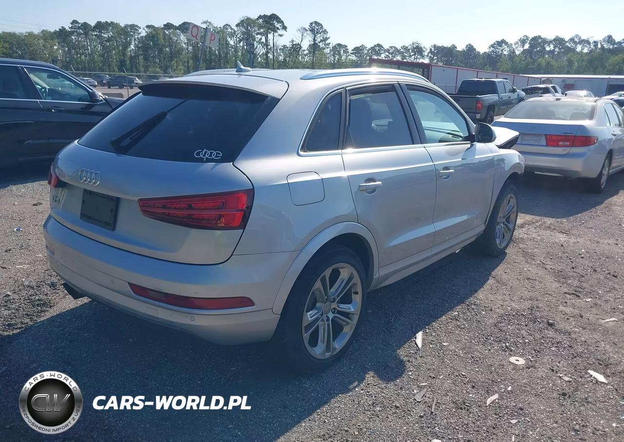 2016 Audi Q3 2.0T Premium Plus VIN:WA1BFCFS3GR017618 - 4