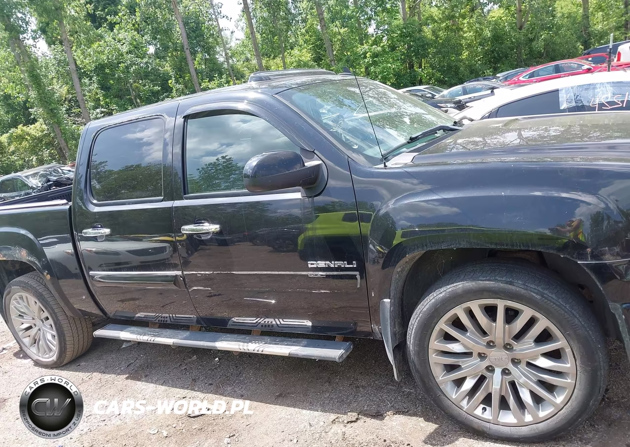 2011 GMC Sierra 1500 Denali VIN:3GTP2XE22BG331110 - 14