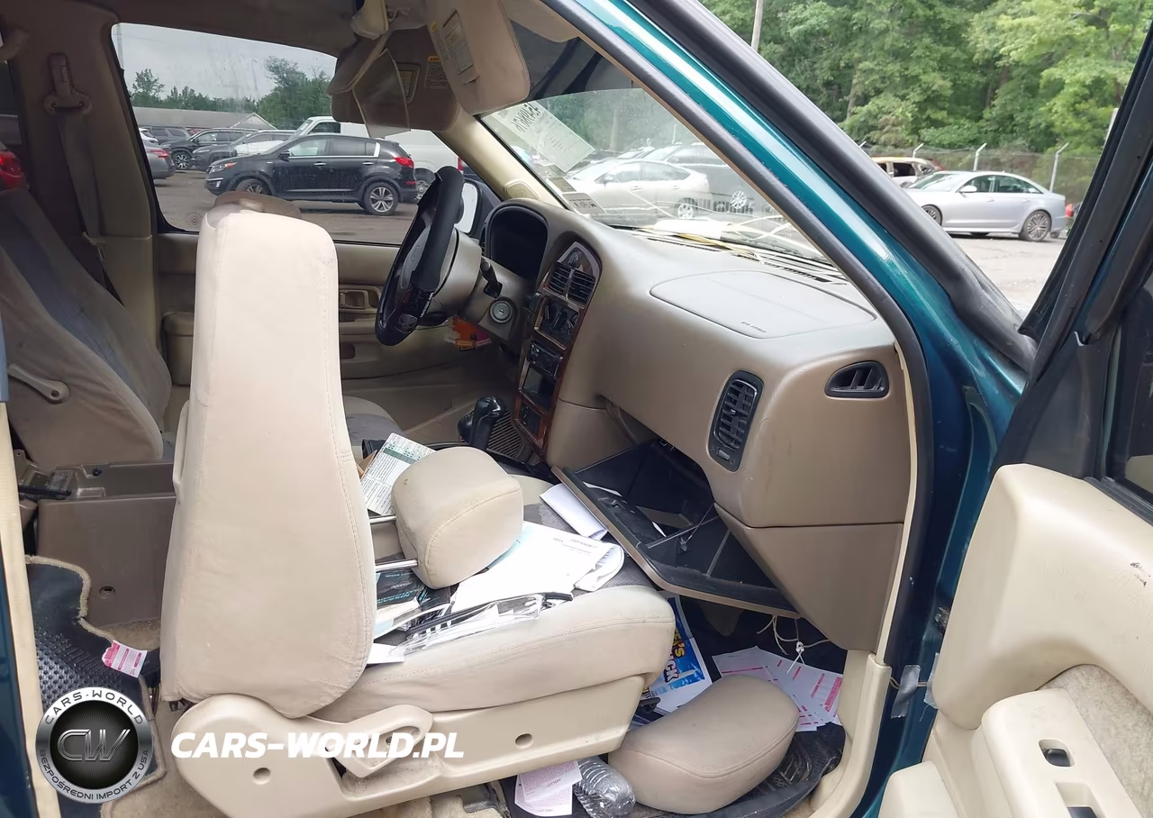 1996 Nissan Pathfinder Le-Se-Xe VIN:JN8AR05Y2TW007496 - 5