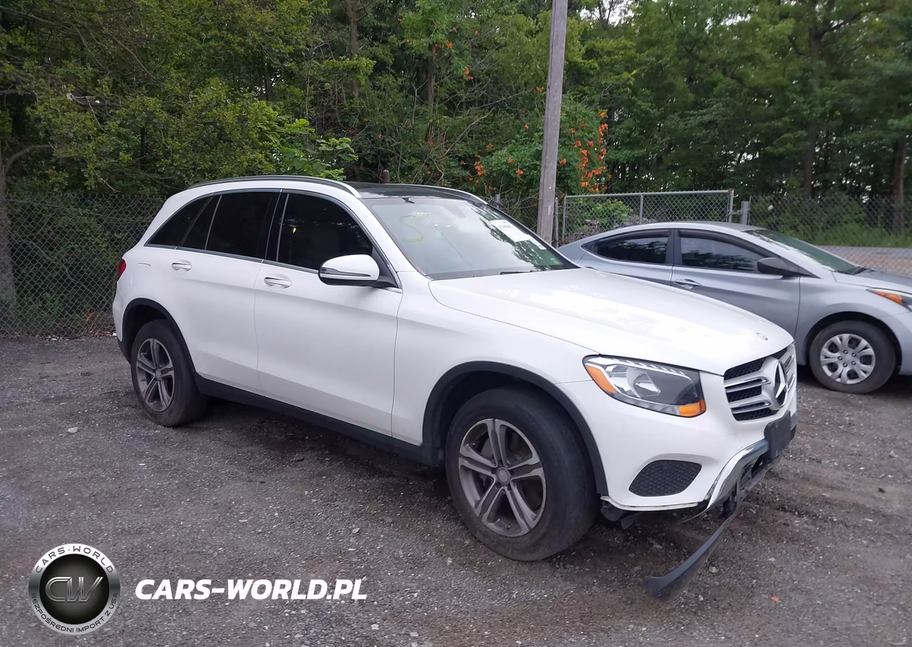 2016 Mercedes-Benz Glc 300 4Matic – zdjęcie 1 z 15