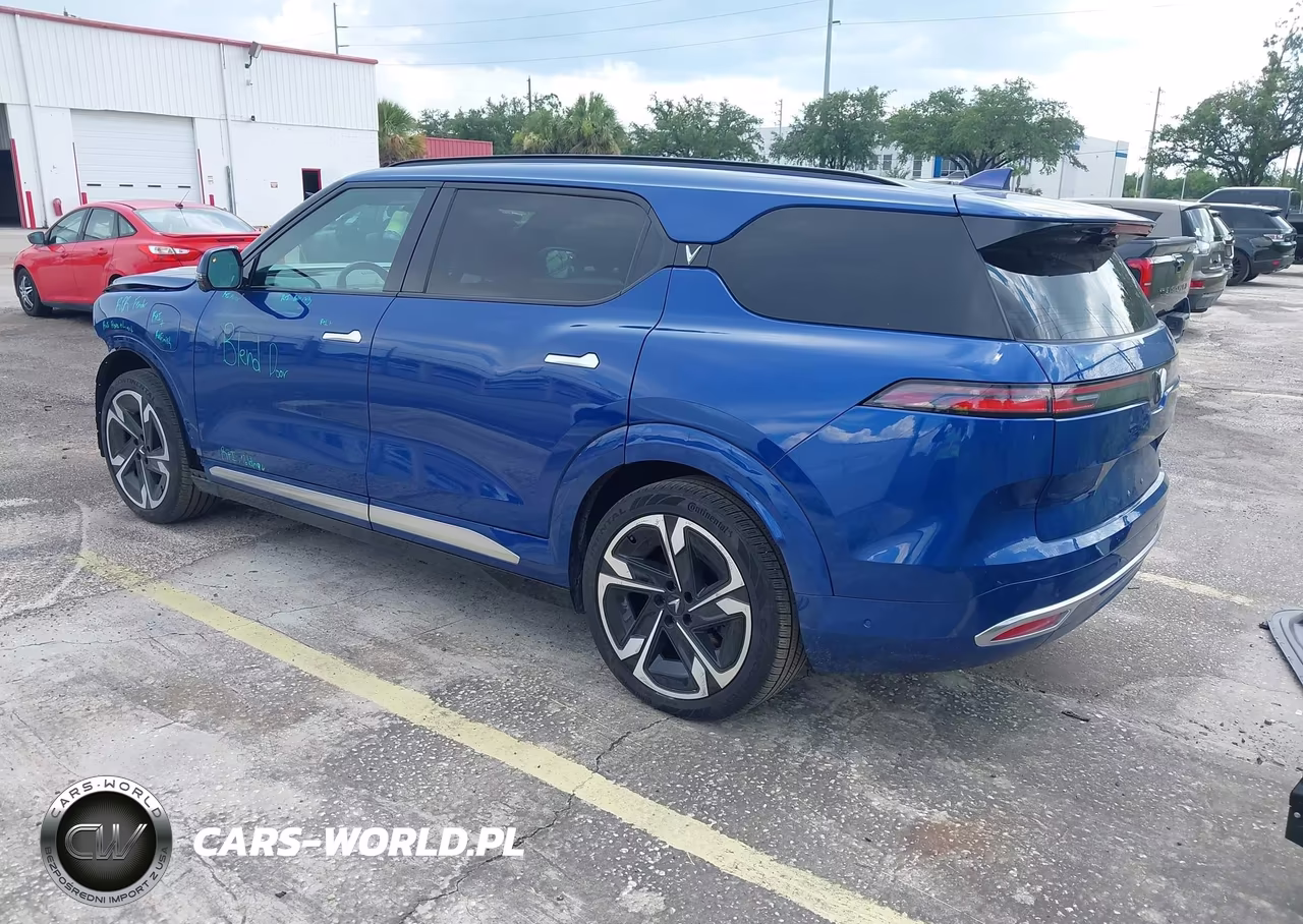 2024 Vinfast Vf 9 Plus VIN:RLLV2CJA3RH001236 - 3