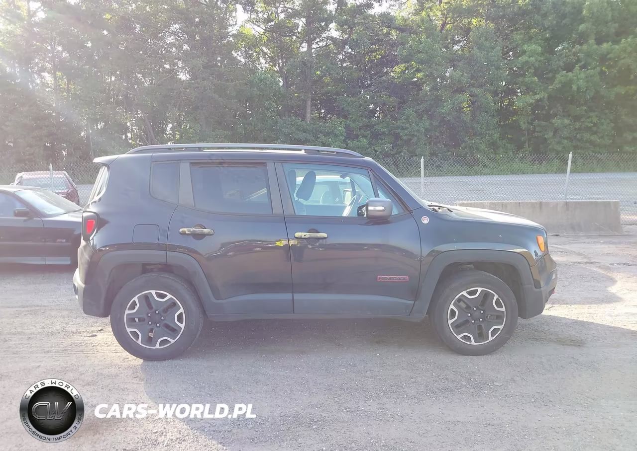 2015 Jeep Renegade Trailhawk VIN:ZACCJBCT9FPC49914 - 12