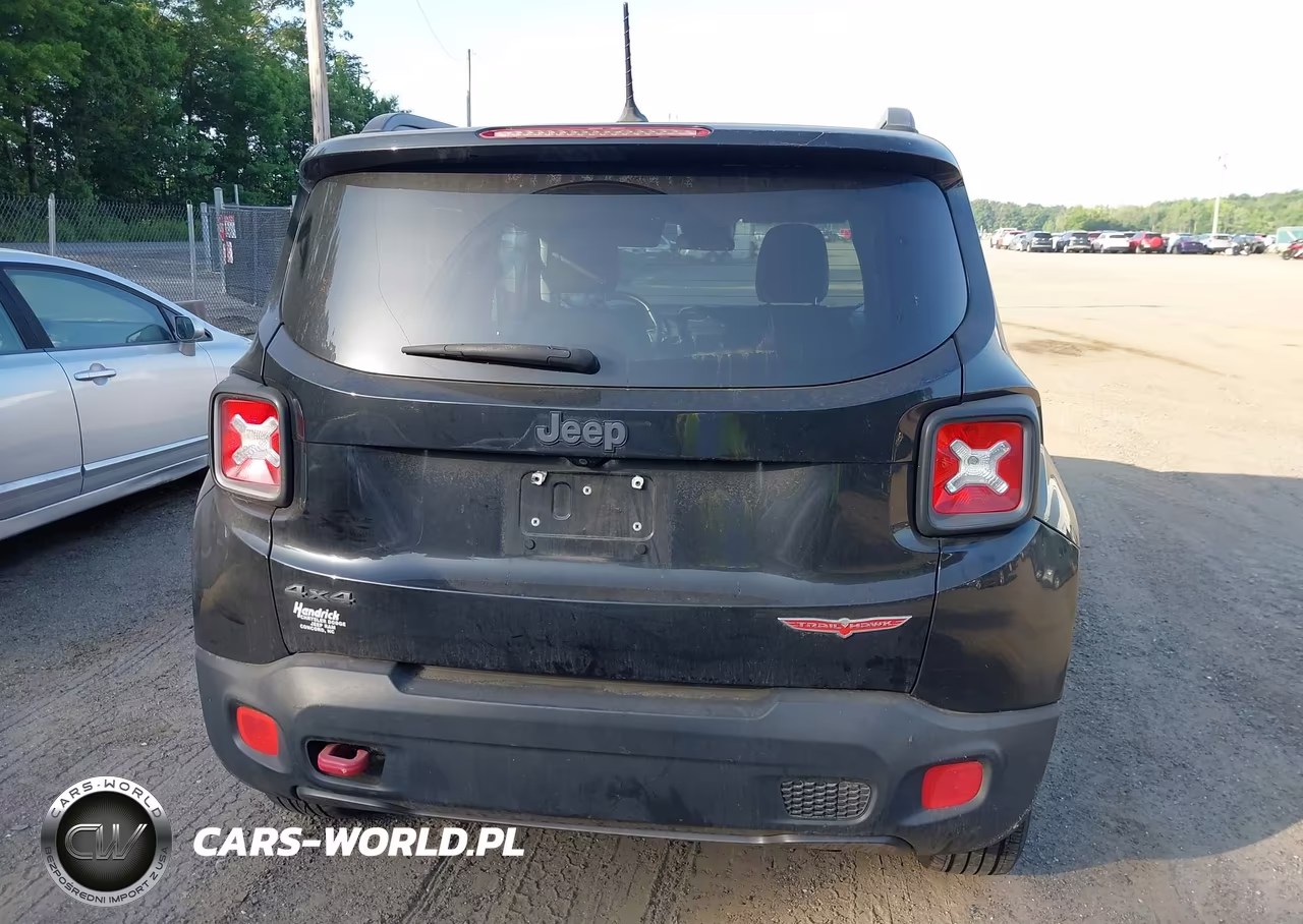 2015 Jeep Renegade Trailhawk VIN:ZACCJBCT9FPC49914 - 15