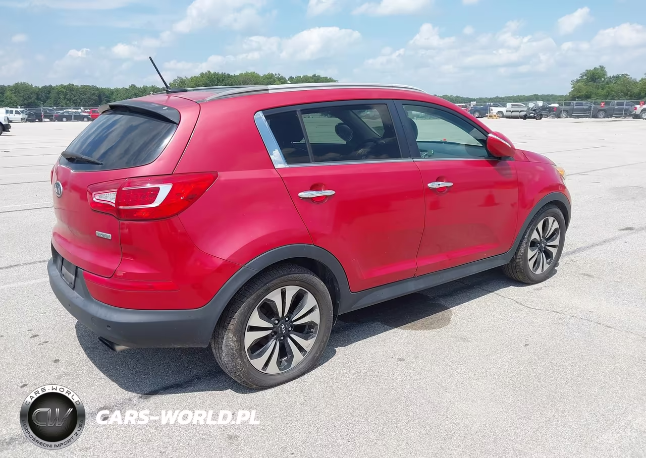 2011 Kia Sportage Sx VIN:KNDPC3A65B7140033 - 4