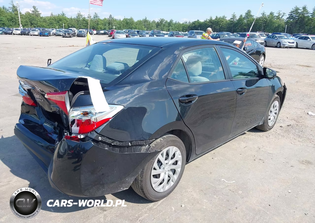 2019 Toyota Corolla Le VIN:2T1BURHE2KC224087 - 4