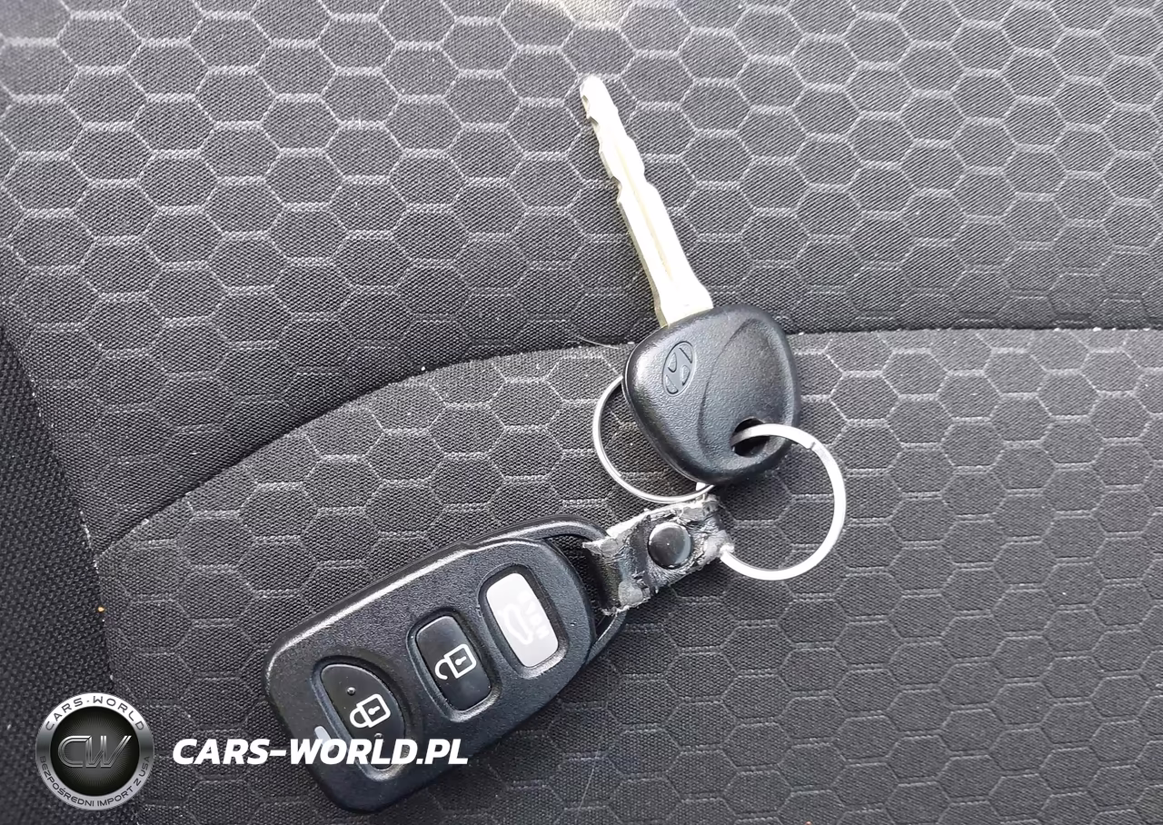 2020 Hyundai Elantra Se VIN:5NPD74LF9LH611219 - 11