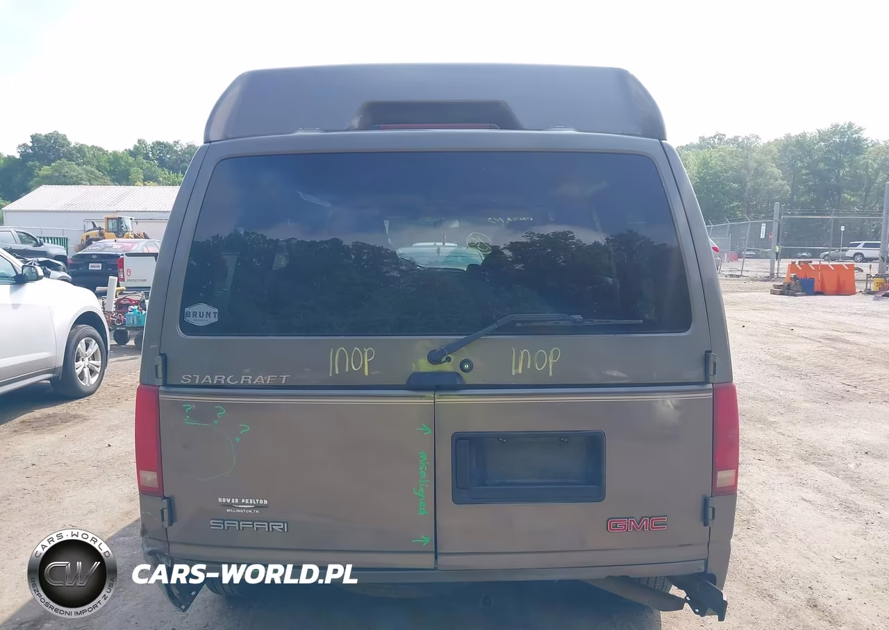 2003 GMC Safari Upfitter VIN:1GDDM19X13B508364 - 16