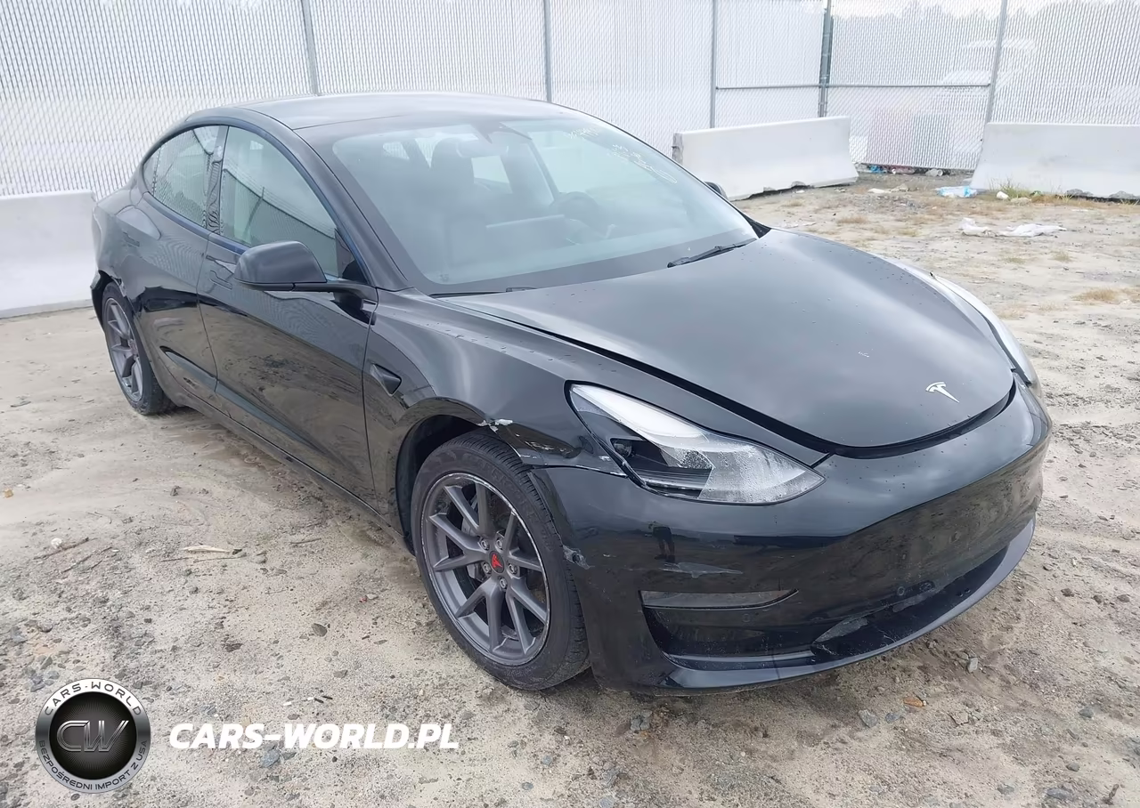 2021 Tesla Model 3 – zdjęcie 1 z 24