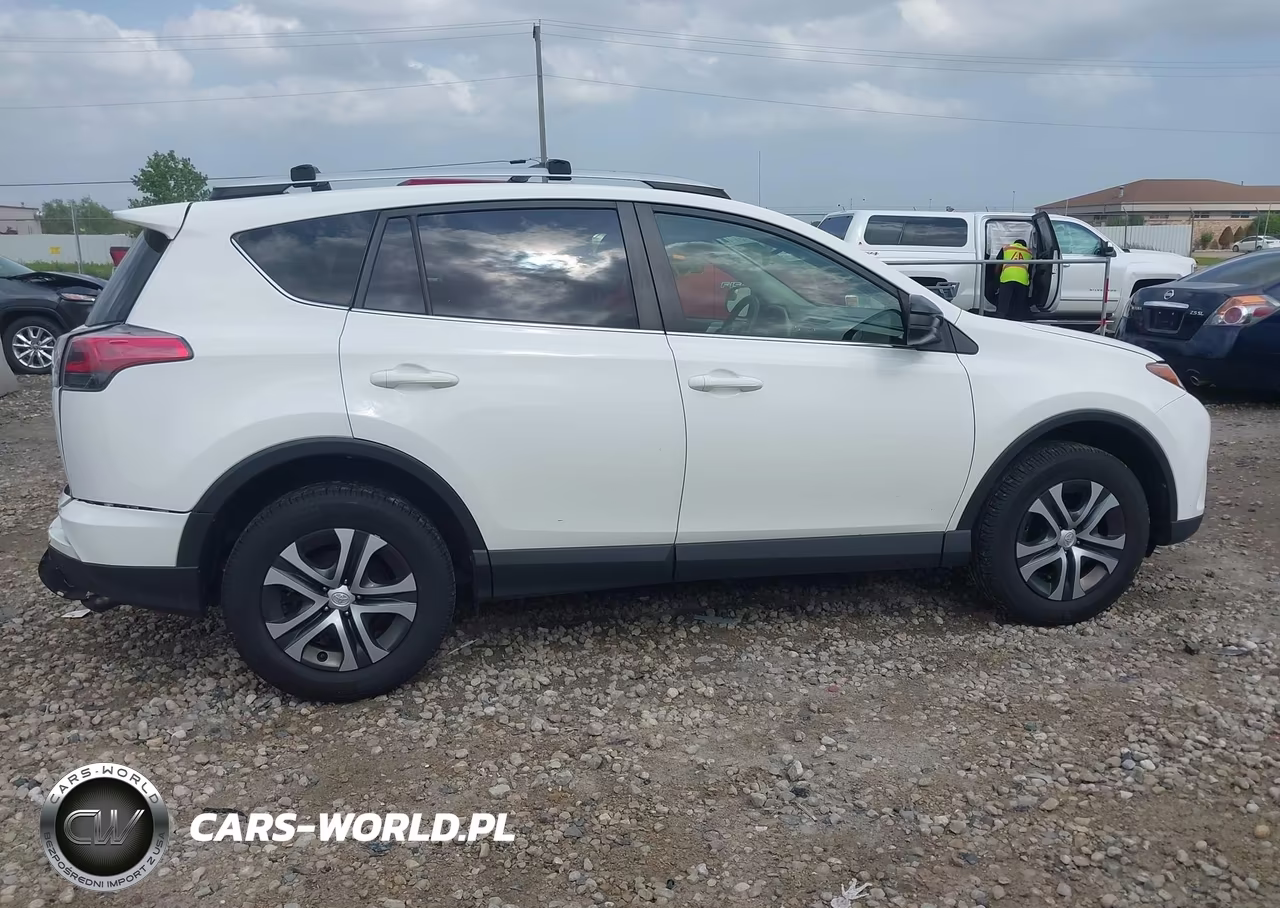 2016 Toyota Rav4 Le VIN:JTMZFREV7GJ072901 - 13