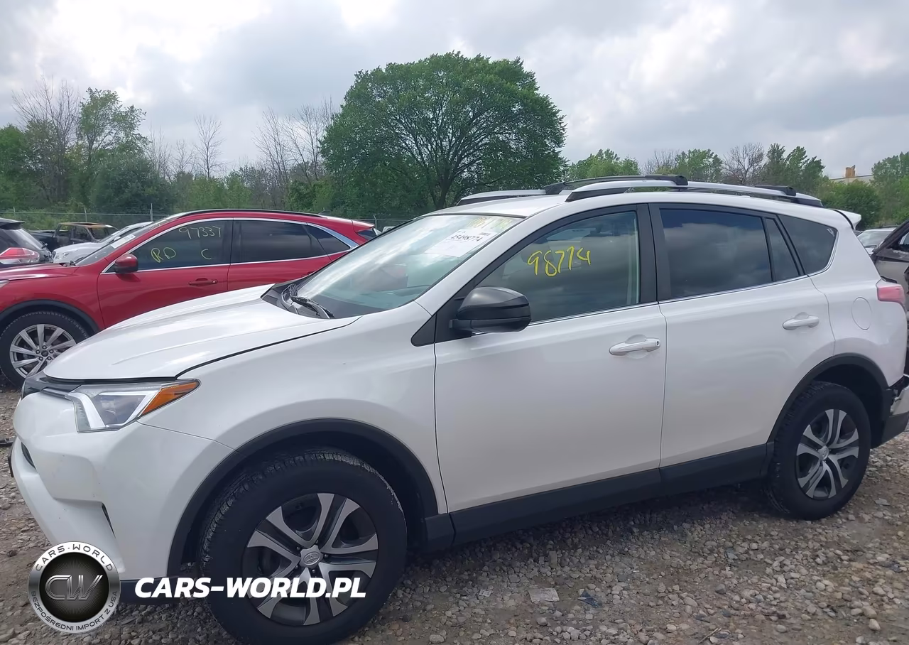 2016 Toyota Rav4 Le VIN:JTMZFREV7GJ072901 - 14