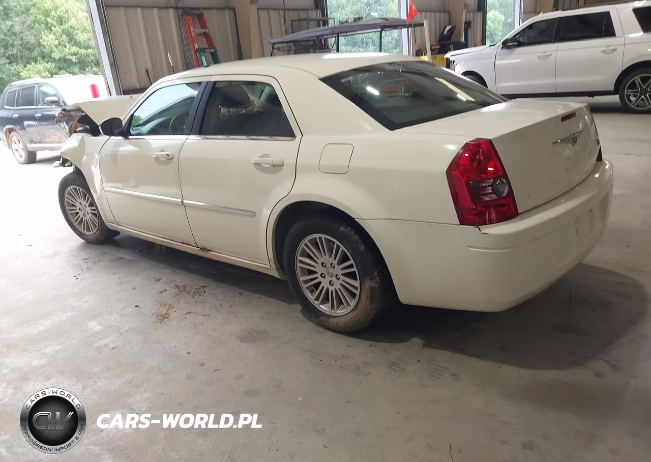 2009 Chrysler 300 Lx VIN:2C3KA43D99H614585 - 3