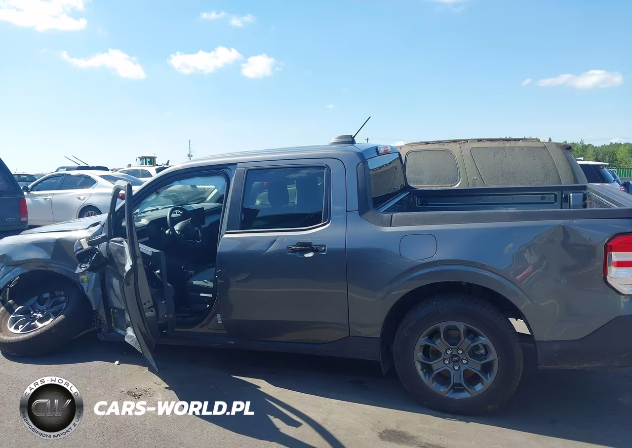 2025 Ford Maverick Xlt VIN:3FTTW8H30SRB08629 - 14