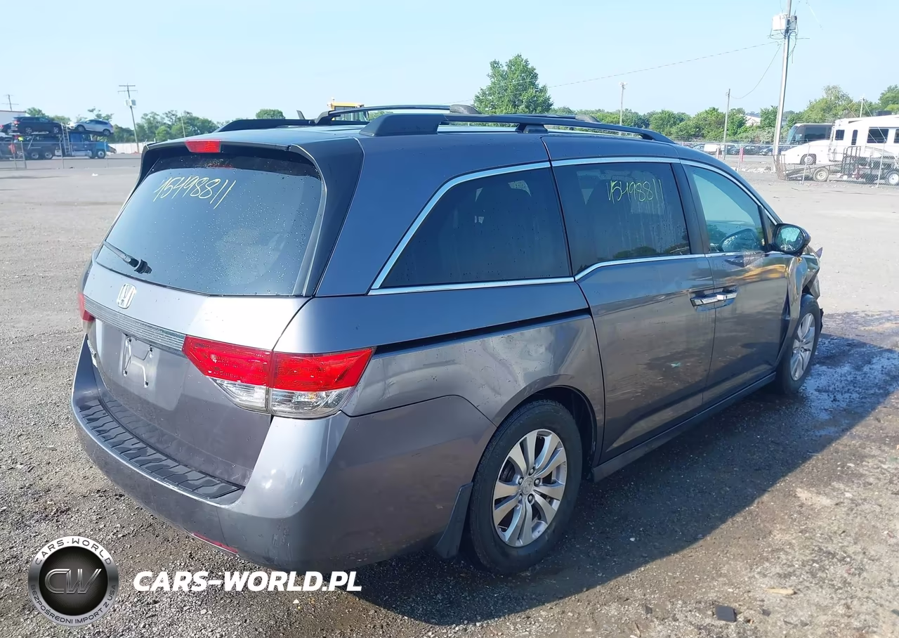 2015 Honda Odyssey Ex VIN:5FNRL5H43FB062814 - 4