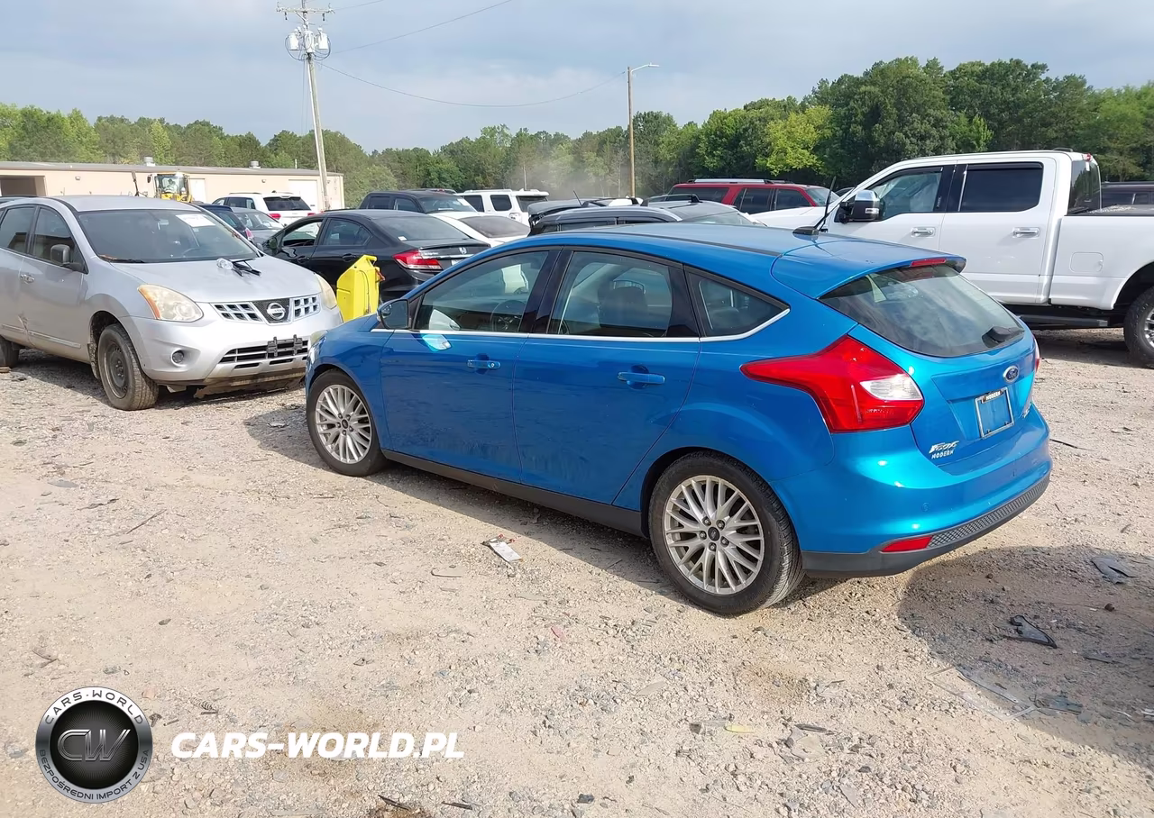 2014 Ford Focus Titanium VIN:1FADP3N29EL228048 - 3