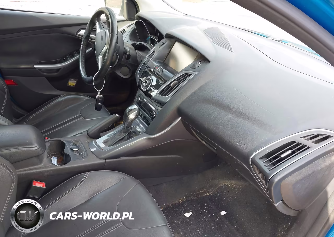 2014 Ford Focus Titanium VIN:1FADP3N29EL228048 - 5