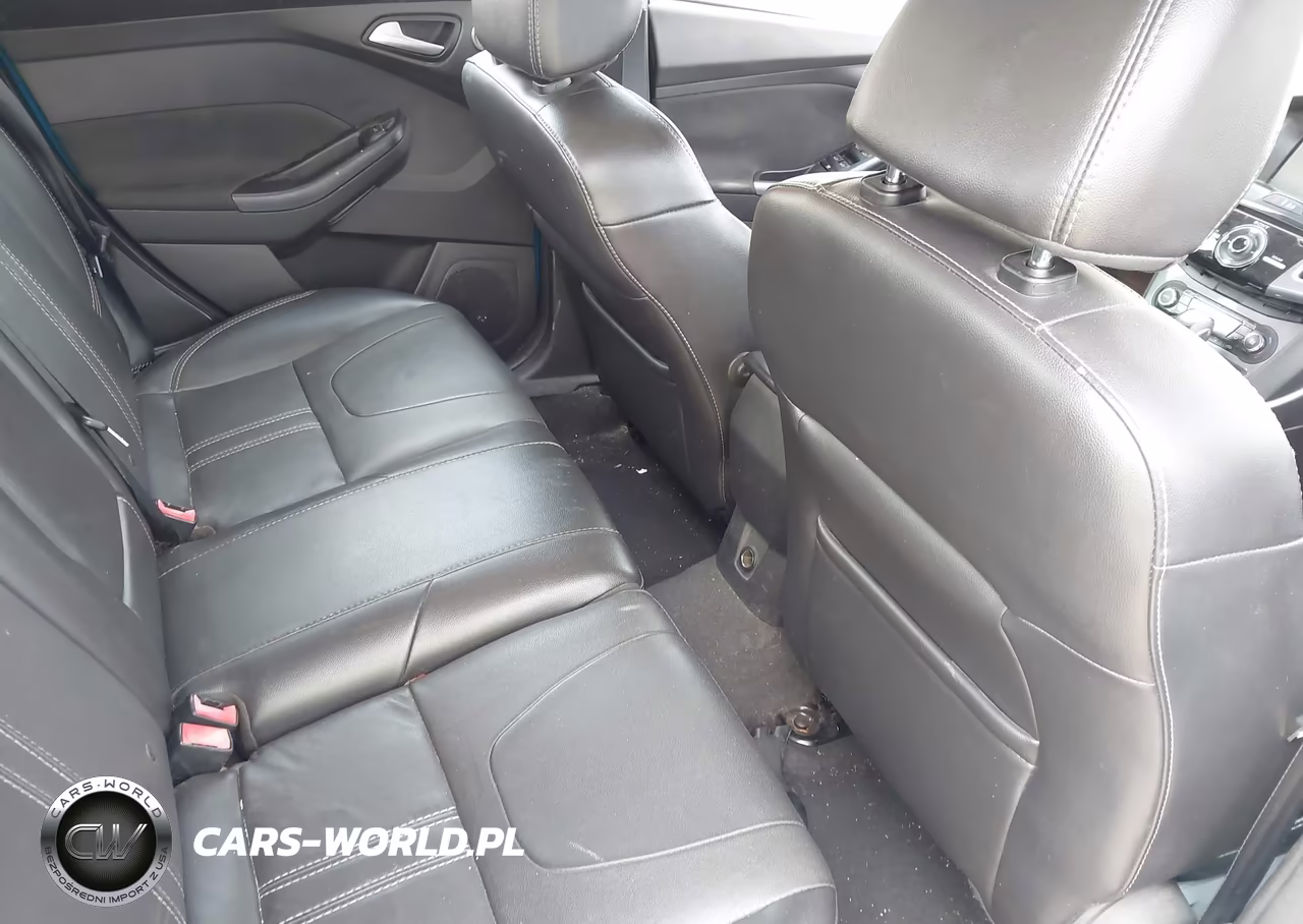 2014 Ford Focus Titanium VIN:1FADP3N29EL228048 - 8
