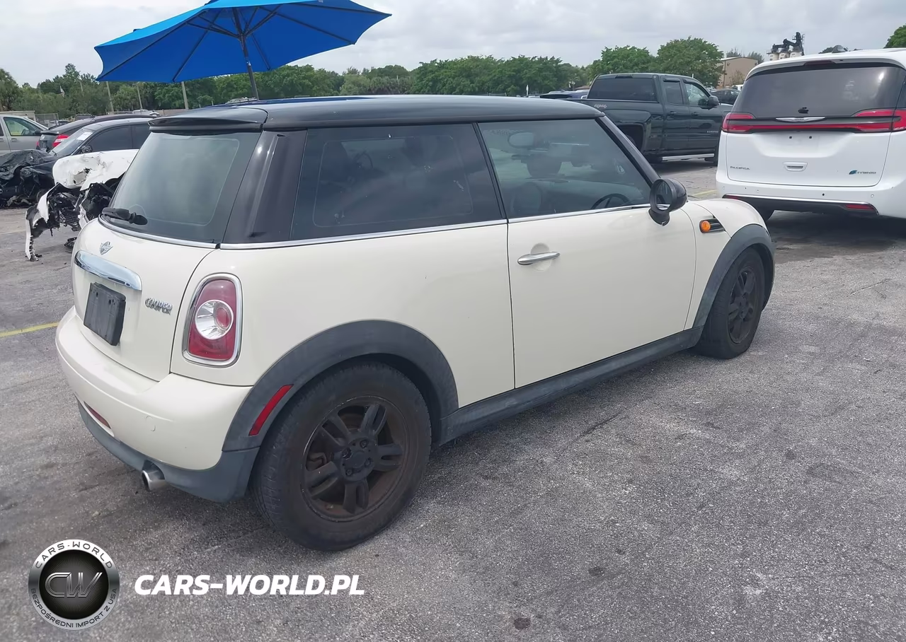 2013 Mini Hardtop Cooper VIN:WMWSU3C55DT544808 - 4
