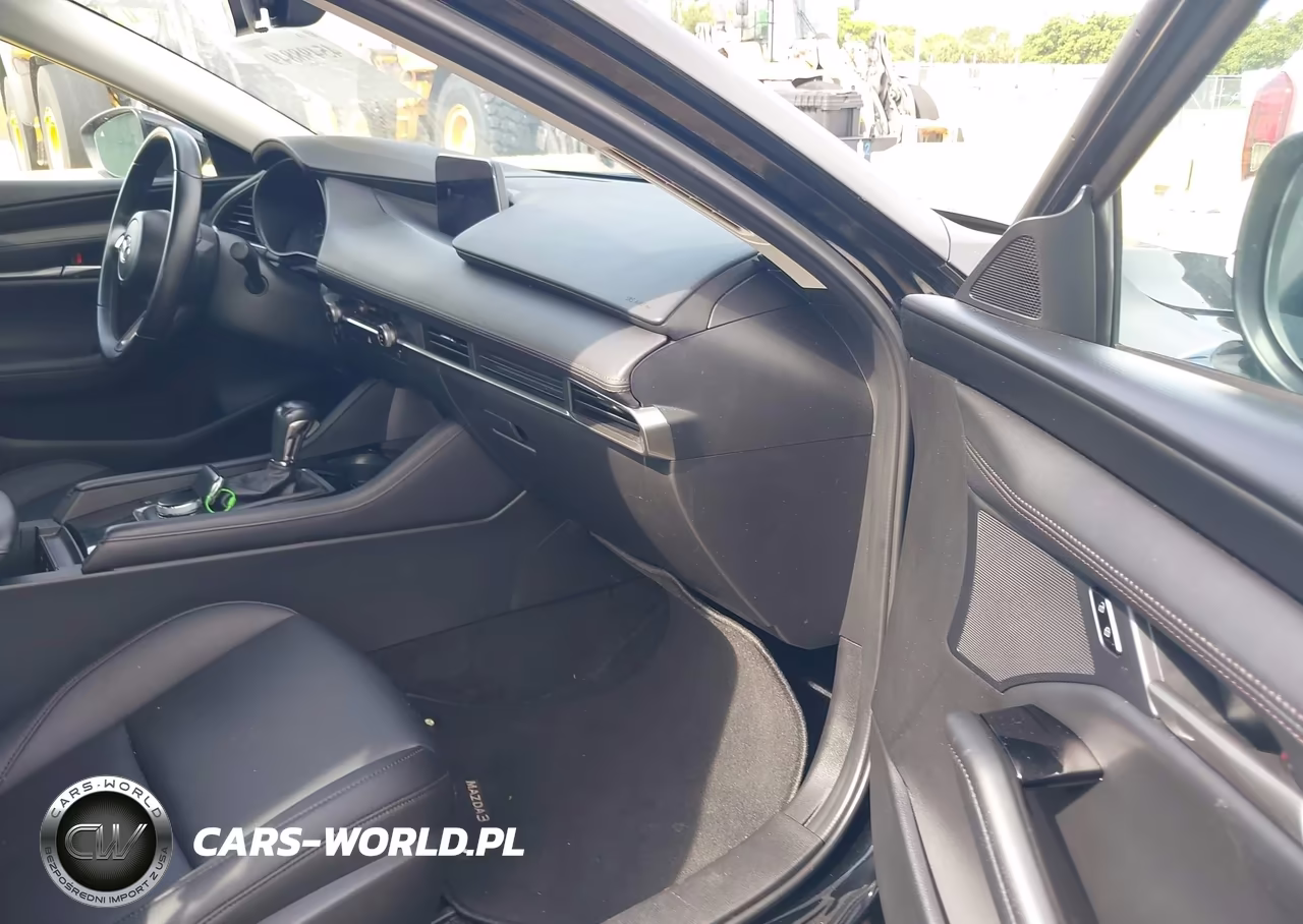 2025 Mazda Mazda3 2.5 S Select Sport VIN:JM1BPABM5S1760741 - 5