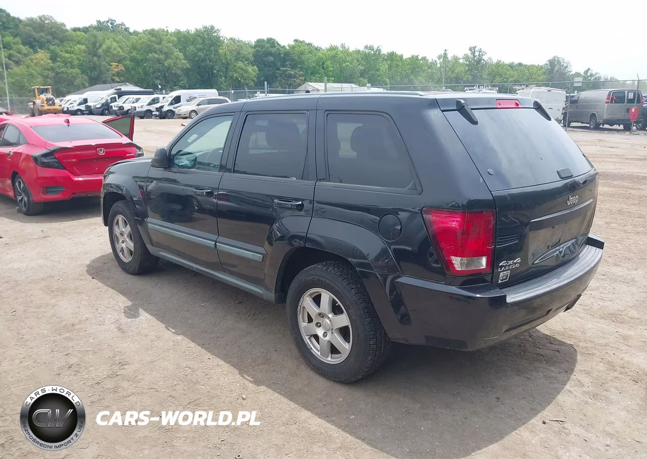 2008 Jeep Grand Cherokee Laredo VIN:1J8GR48K48C116113 - 3