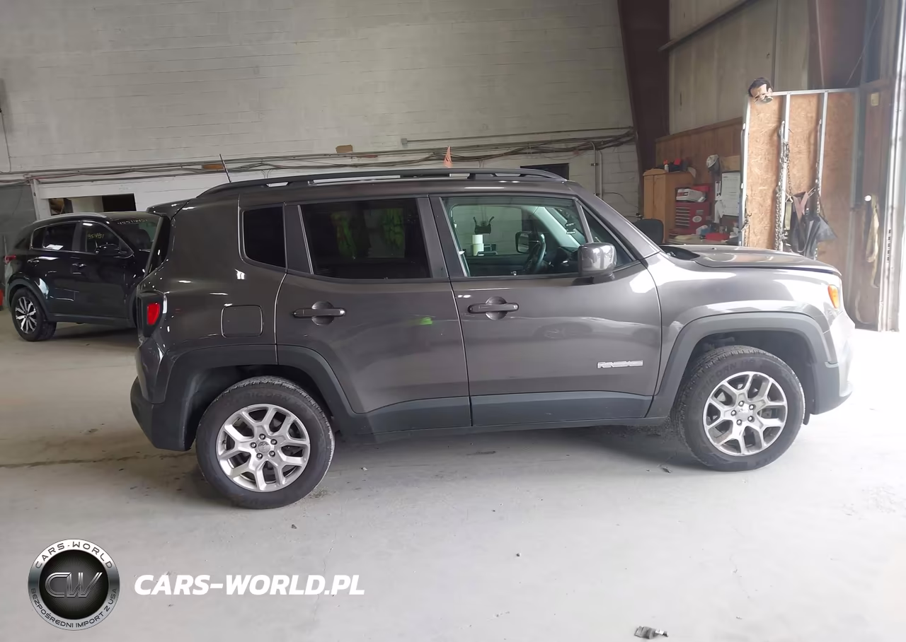 2018 Jeep Renegade Latitude 4X4 VIN:ZACCJBBB1JPG87165 - 13