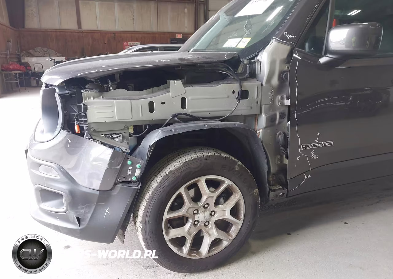2018 Jeep Renegade Latitude 4X4 VIN:ZACCJBBB1JPG87165 - 6