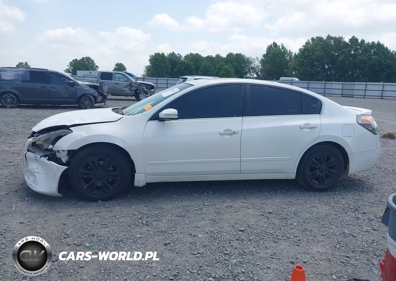 2012 Nissan Altima 2.5 S VIN:1N4AL2AP3CN470636 - 14