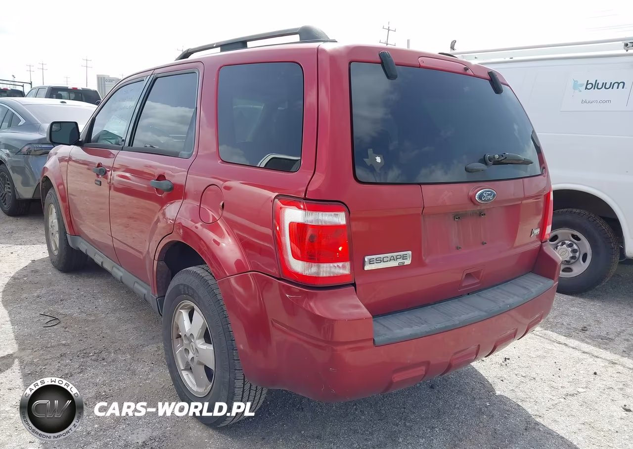 2012 Ford Escape Xlt VIN:1FMCU0DG6CKA23604 - 3