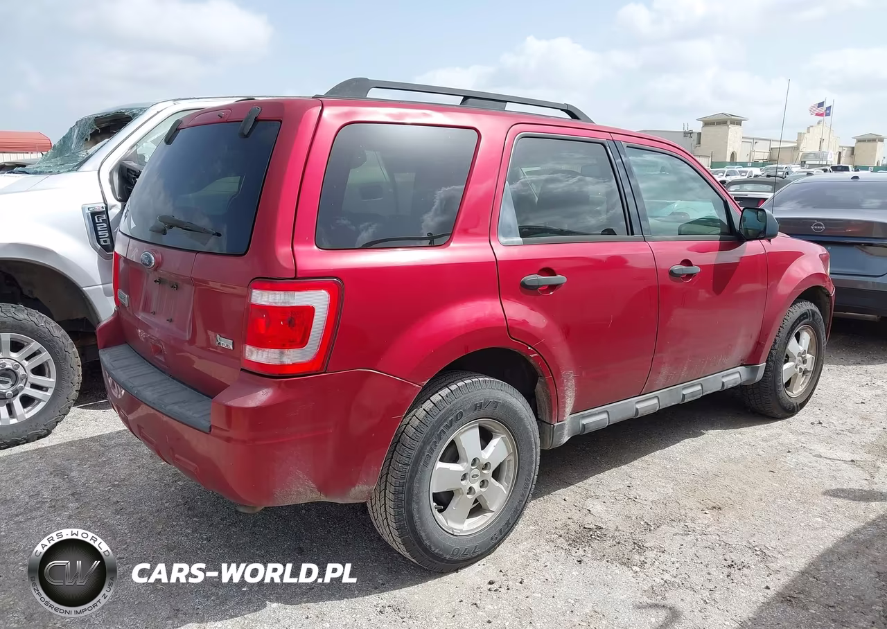 2012 Ford Escape Xlt VIN:1FMCU0DG6CKA23604 - 4