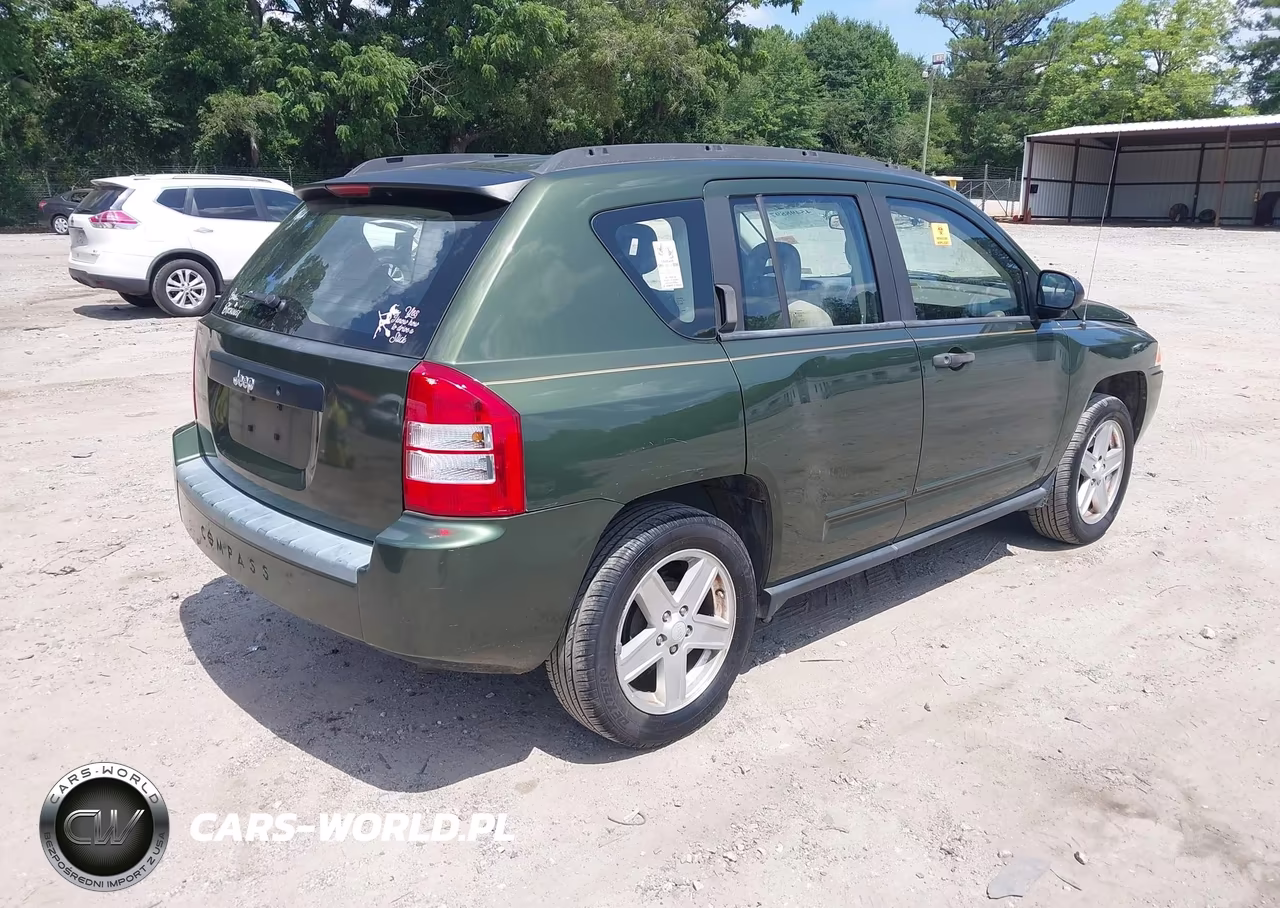 2008 Jeep Compass Sport VIN:1J8FT47W18D608898 - 4