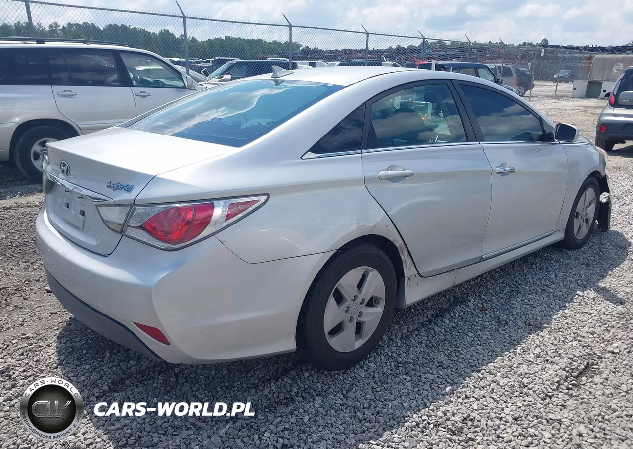 2012 Hyundai Sonata Hybrid VIN:KMHEC4A49CA035779 - 4