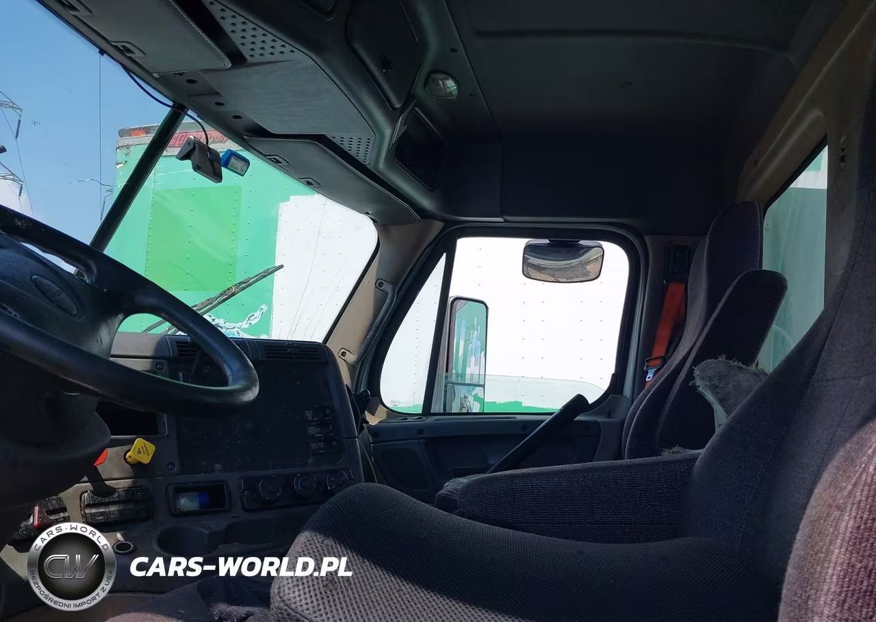 2013 Freightliner Cascadia 125 VIN:1FUJGEBG6DLFB1117 - 7