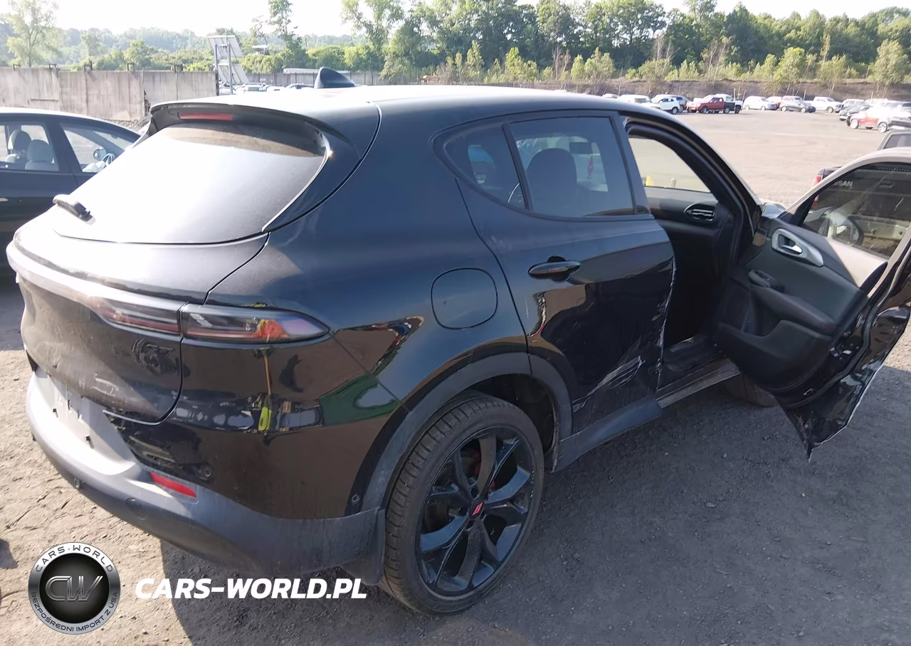 2023 Dodge Hornet Gt Awd VIN:ZACNDFAN6P3A00815 - 4