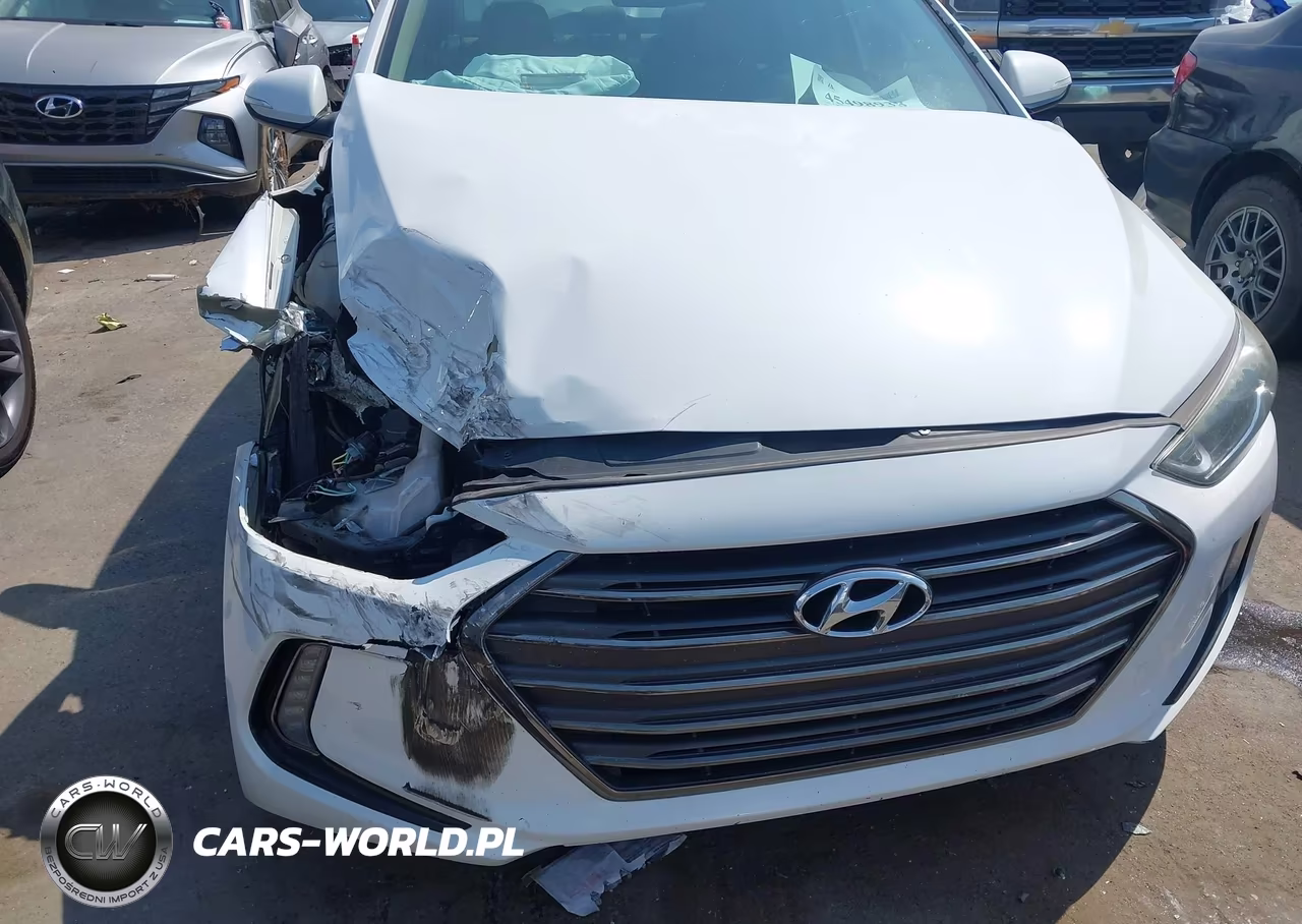 2017 Hyundai Elantra Limited VIN:5NPD84LF6HH131286 - 6