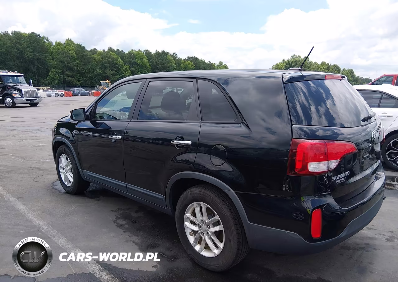 2015 Kia Sorento Lx VIN:5XYKT3A66FG627955 - 3