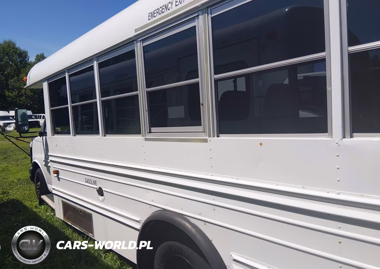 2004 Chevrolet Express Cutaway Base W-C7L-C7N VIN:1GBJG31U441245035 - 16