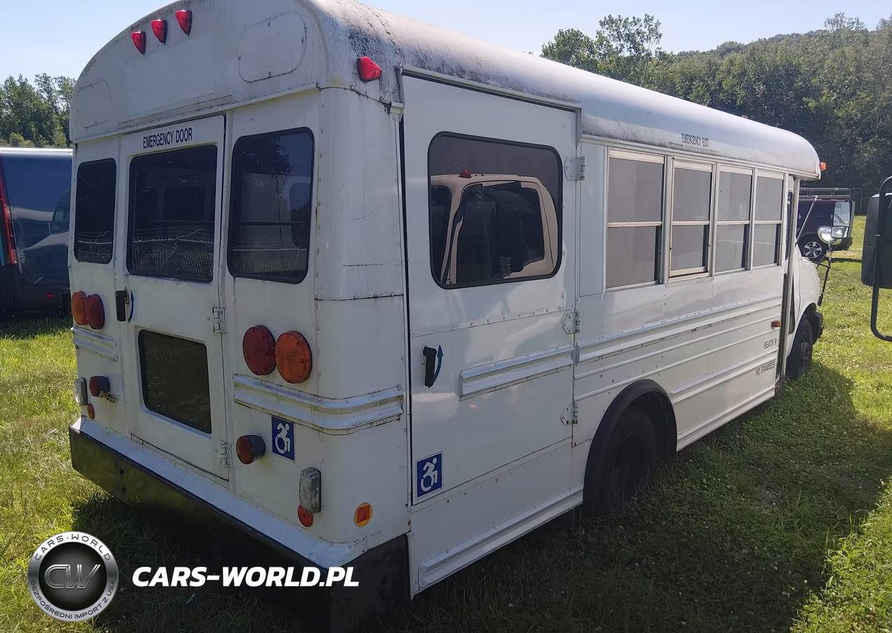 2004 Chevrolet Express Cutaway Base W-C7L-C7N VIN:1GBJG31U441245035 - 4