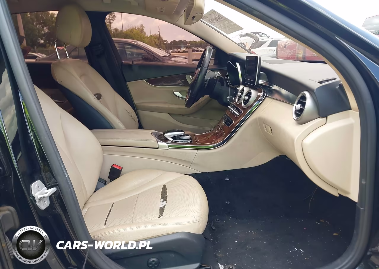 2015 Mercedes-Benz C 300 4Matic VIN:55SWF4KB1FU004677 - 5