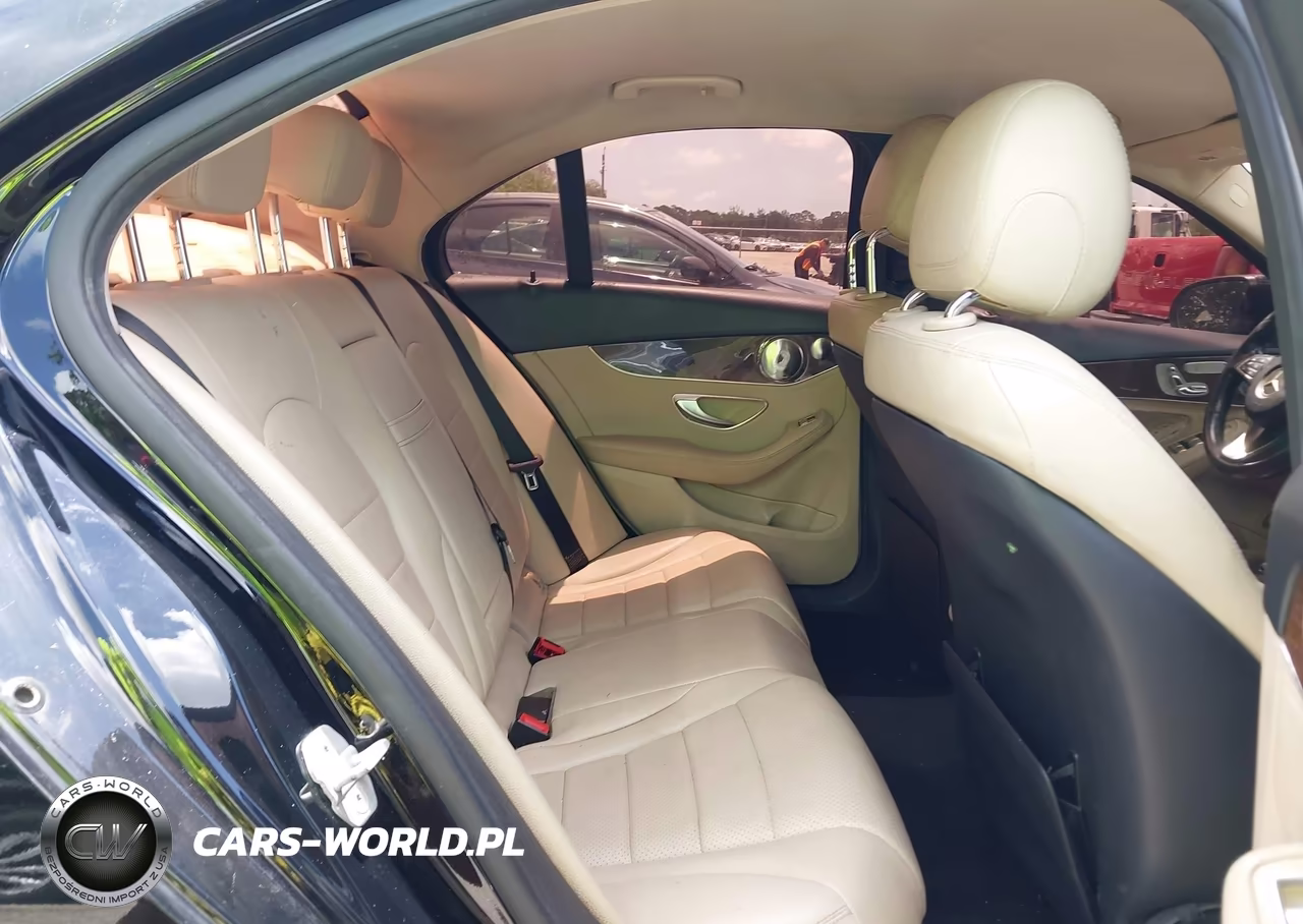 2015 Mercedes-Benz C 300 4Matic VIN:55SWF4KB1FU004677 - 8