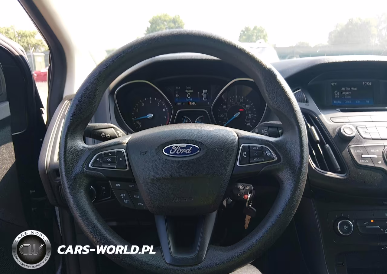 2017 Ford Focus Se VIN:1FADP3F25HL335844 - 13