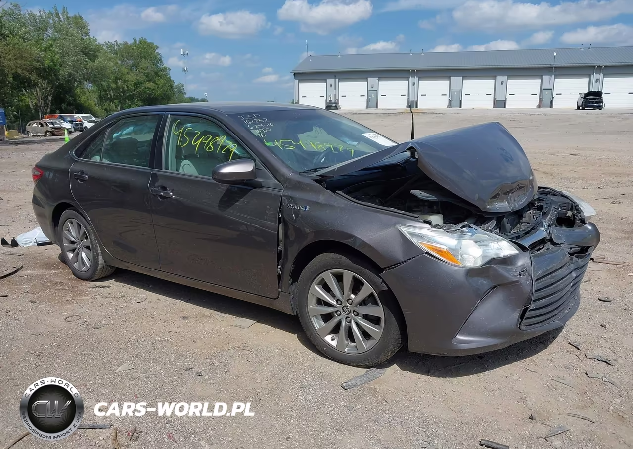 2015 Toyota Camry Hybrid Xle